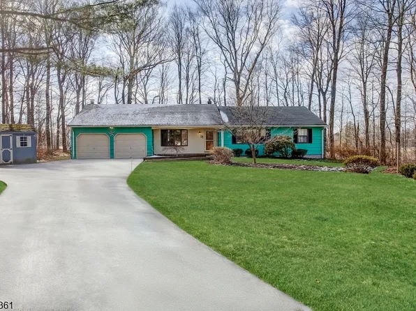 14 Hart Lane, East Amwell Twp., NJ 08551