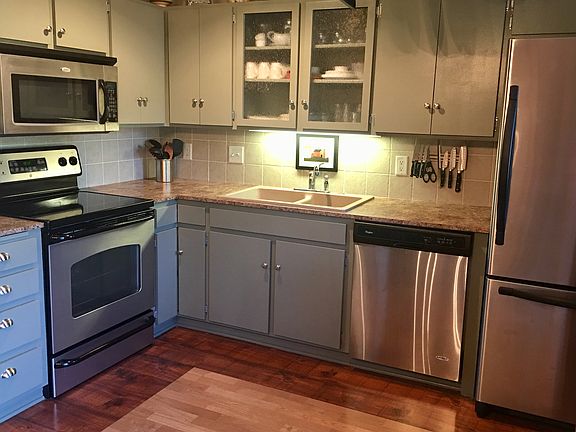 2nd image of 2331 S 74th St Unit 40