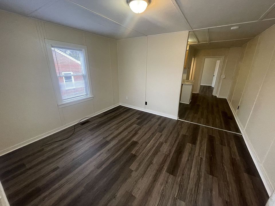 2nd image of 708 Coleman St
