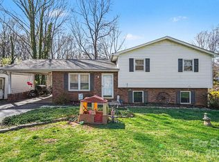 5069 W Piedmont Cir, Conover, NC 28613