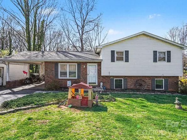 5069 W Piedmont Cir, Conover, NC 28613