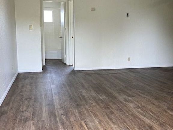 3rd image of 7334 La Mesita Pl APT 15