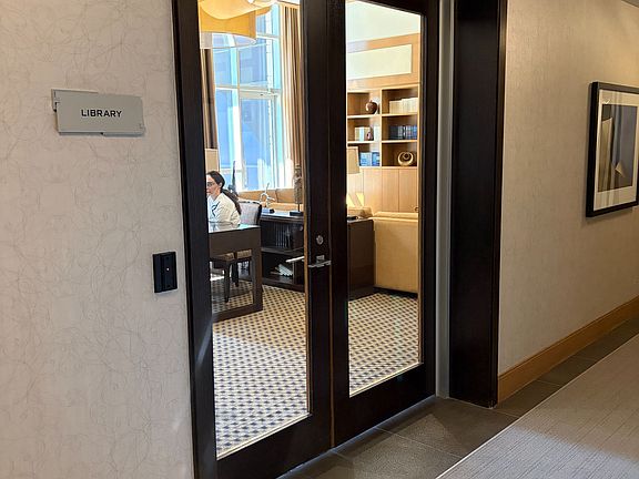 4th image of 100 Harrison Garden Blvd Unit 423