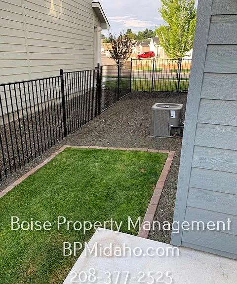 1826 W Heavy Timber Dr — Photo 17