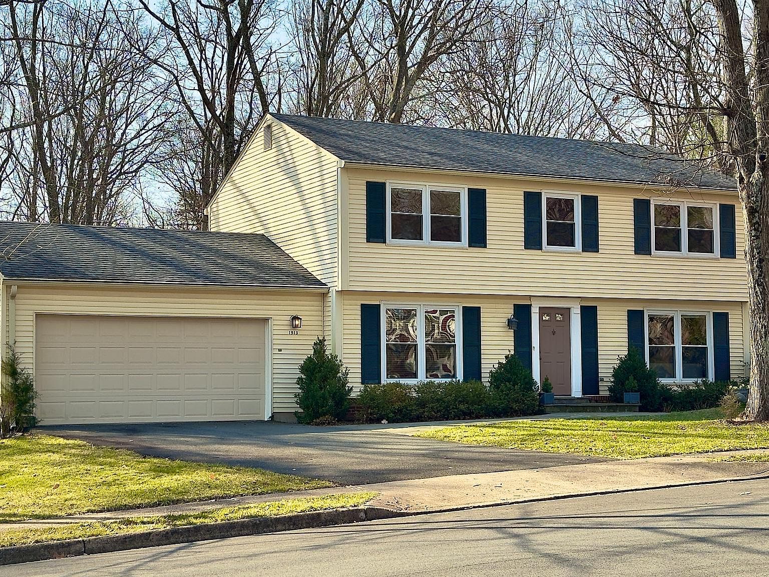 1513 Hiddenbrook Dr, Herndon, VA 20170 Zillow