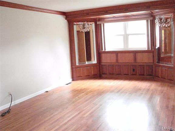 3rd image of 1462 Jaywood Dr