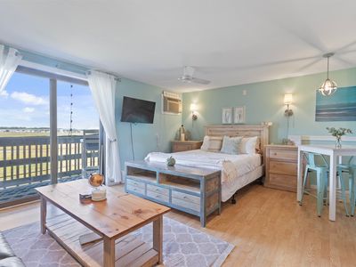 415 Ocean Boulevard #2E, Hampton, NH, 03842