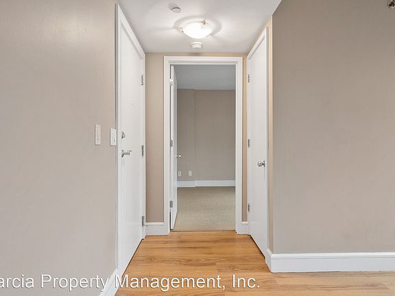 5th image of 3608 Gravois Ave Unit 8W