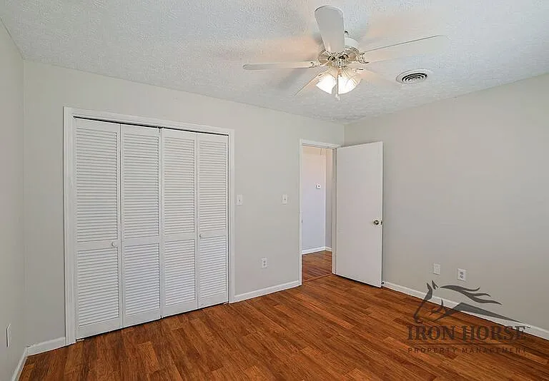 229 N Burson Ave #A — Photo 14