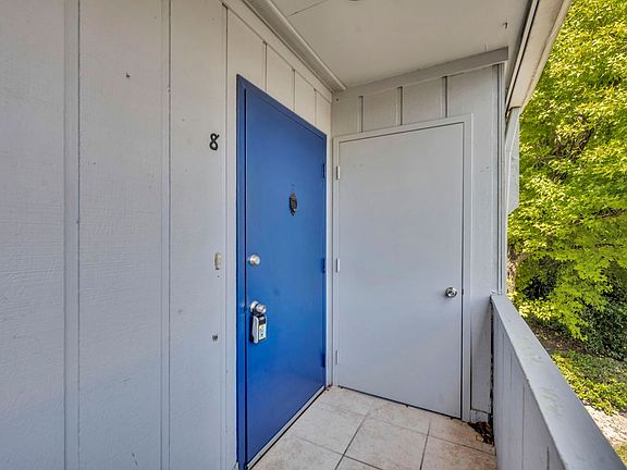 2nd image of 10 Sheoah Blvd APT 8