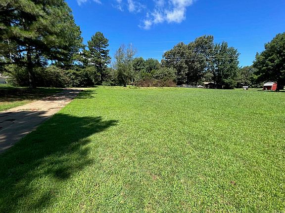 3rd image of 2912 Bobbi Dawn Dr