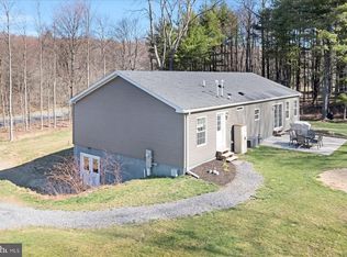 852 Spruce Rd, Clarence, PA
