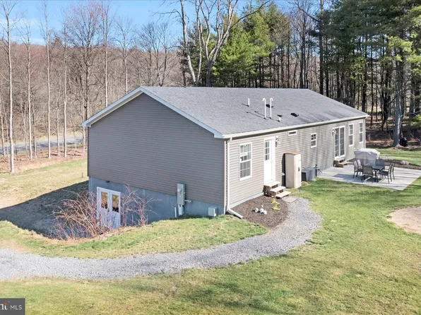 852 Spruce Rd, Clarence, PA 16829