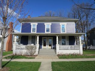 16 S Ellsworth St, Naperville, IL 60540