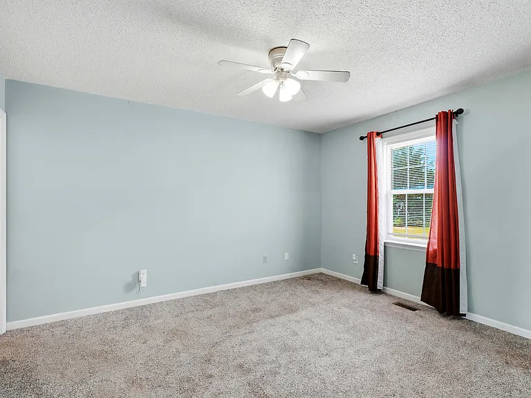 105 Twin Creeks Dr — Photo 8