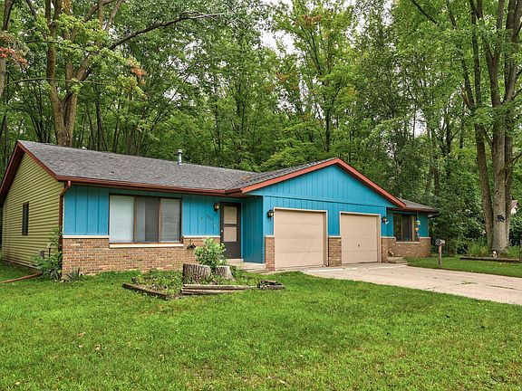 2nd image of 3811 Chevel Dr #2