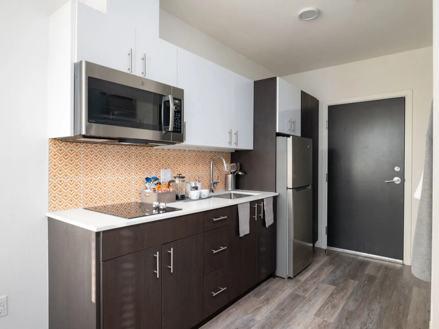 Enve on Eastlake Apartments — Photo 4