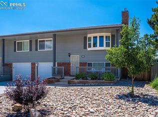 6716 Hampton Dr, Colorado Springs, CO 80918