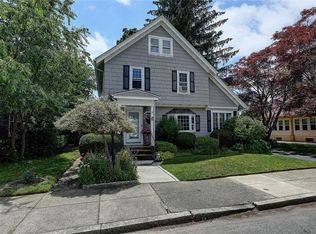 72 Glenwood Ave, Pawtucket, RI 02860