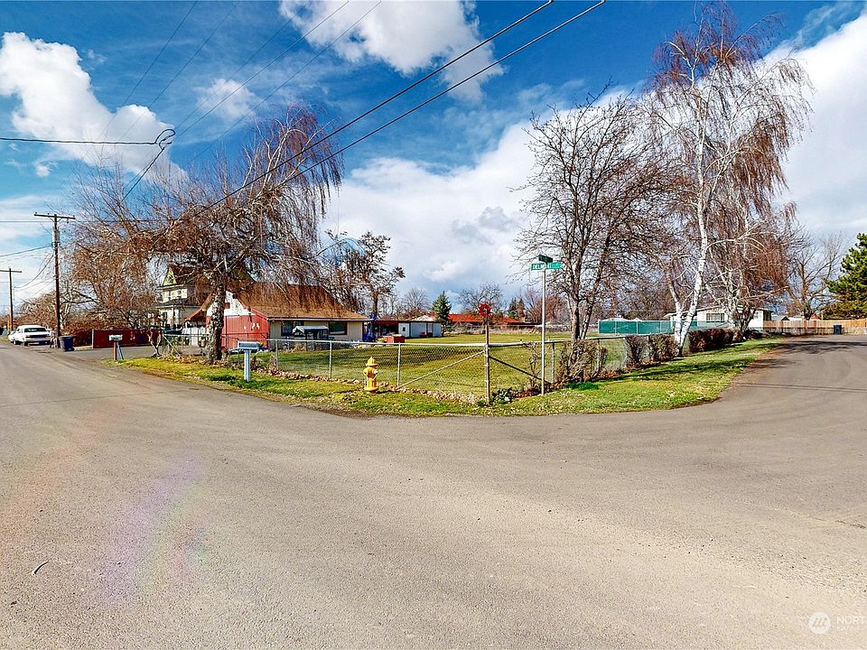 1st image of 1823 Delmont