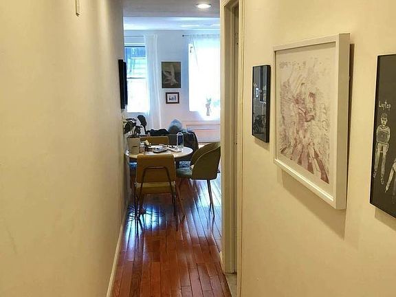 4th image of 150 E Broadway #5C