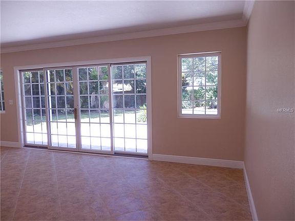 5th image of 449 64th Ave S