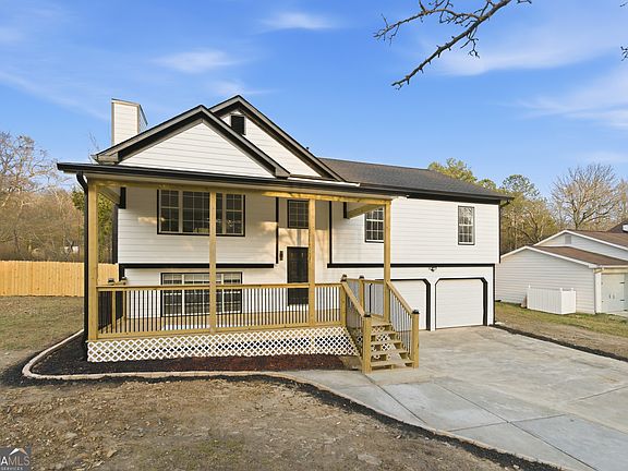 2nd image of 3363 Old Oaks Rd