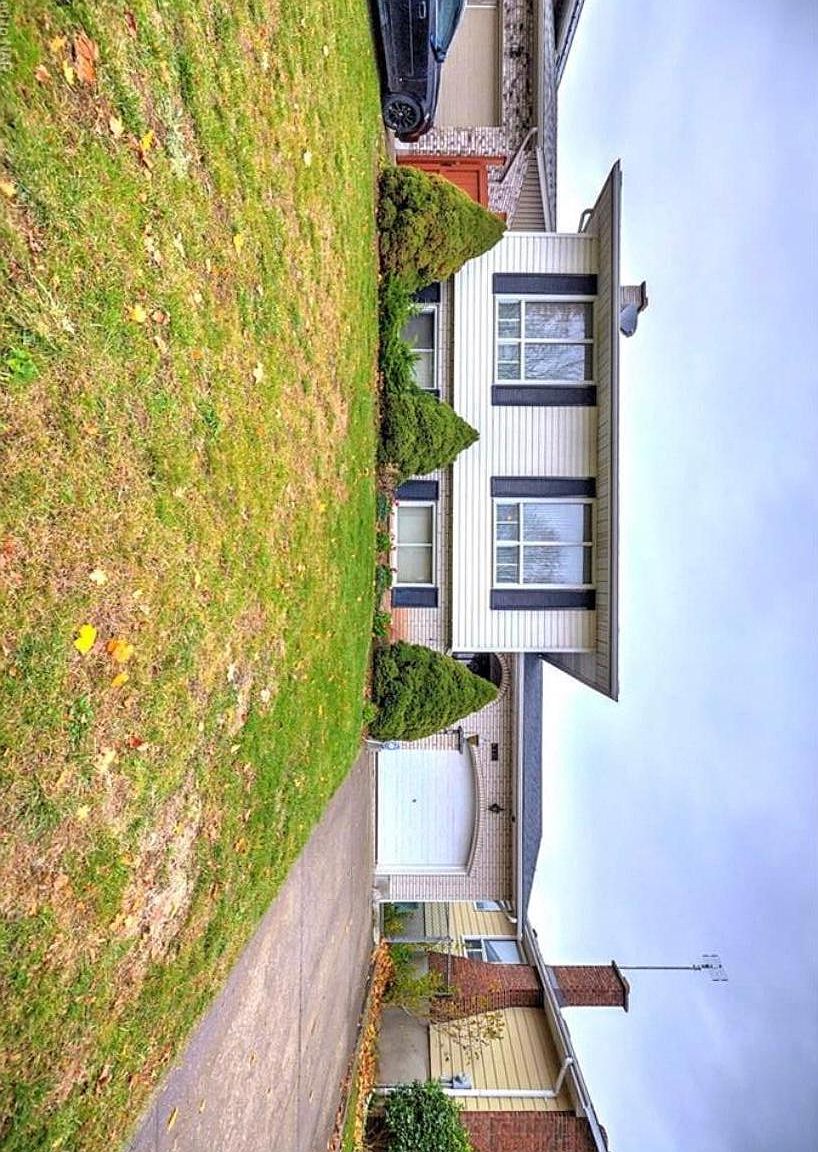 5064 Pettit Ave, Niagara Falls, ON L2E 7B1 Zillow