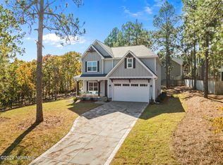 20 Forrest Dr, Pinehurst, NC 28374