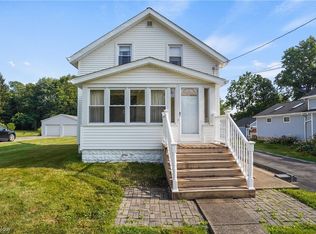 2201 Savoy Ave, Akron, OH 44305