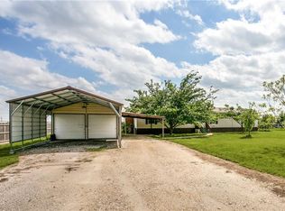 3517 Wild Horse Ln, Joshua, TX 76058