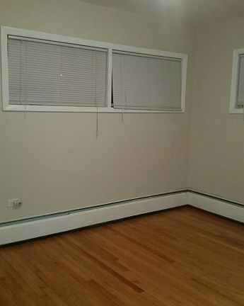 4th image of 1370 Buffalo Ave