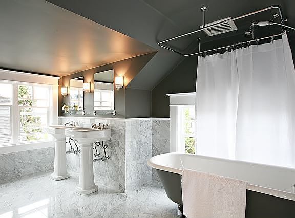 Luxurious master bath