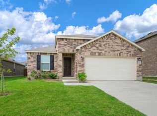 1312 Trace Dr, Aubrey, TX 76227