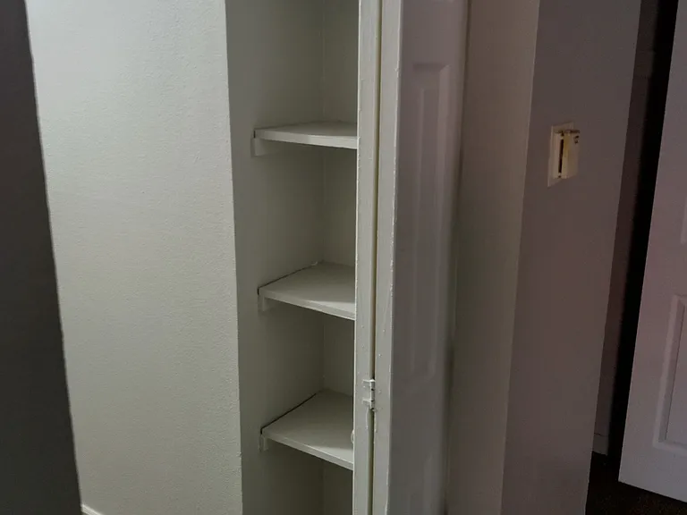 1941 Clinton St #103 — Photo 8