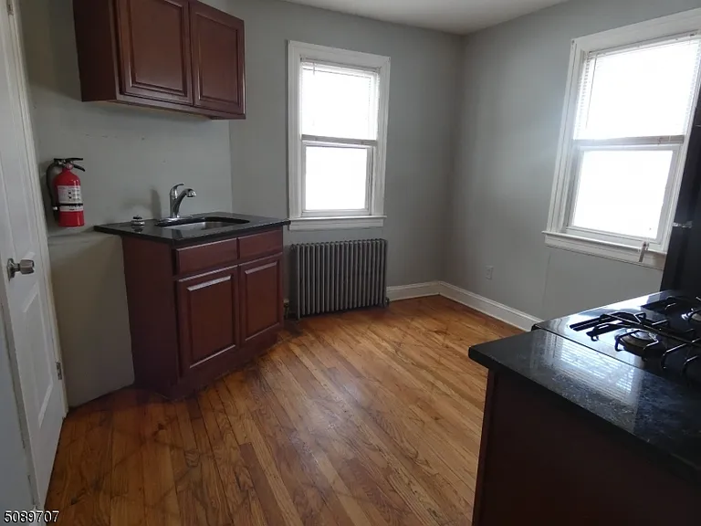 672 Mount Hope Ave #4 — Photo 6
