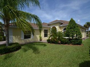 5278 Eleuthra Cir, Vero Beach, FL 32967