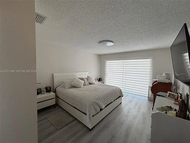 10247 NW 51st Ter #10247 — Photo 8