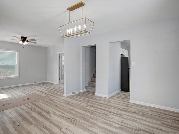 5th image of 206 W Garfield Ave