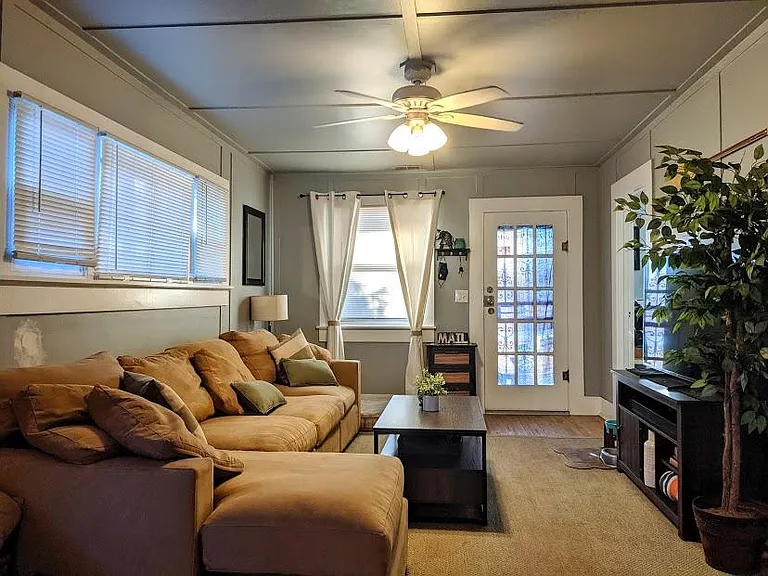 4110 Ames St — Photo 13