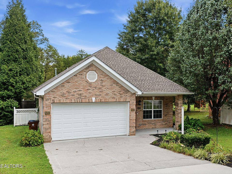 1st image of 216 Sweet Gum Ln