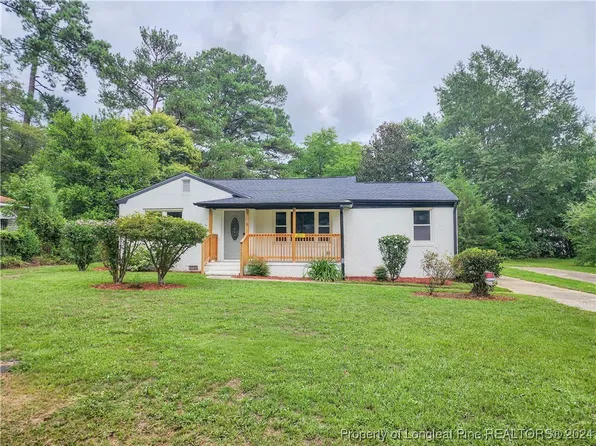 305 Eucalyptus Rd, Fayetteville, NC 28304