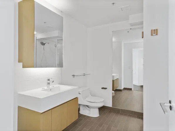 77 Hudson Street image 13 of 40