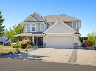 3625 Heritage Dr, Abbotsford, BC V2T6X8