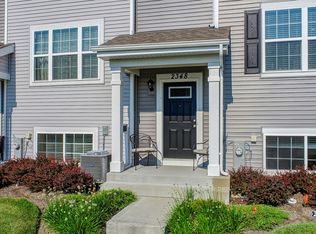 2348 Upland Rd, Hampshire, IL 60140