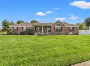 1140 Queensway Dr, Lawrenceburg, KY 40342