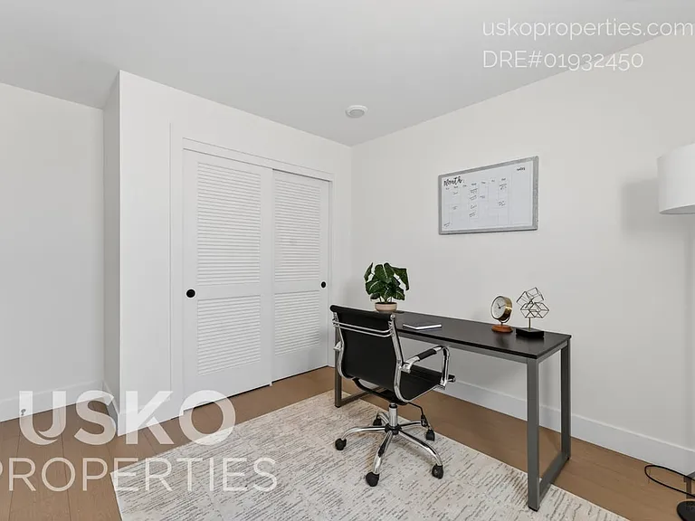 2710 T St #1 — Photo 13