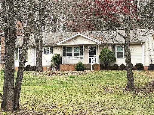 1st image of 1501 Selph Ln
