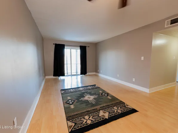 726 Zorn Ave APT 5, Louisville, KY 40206