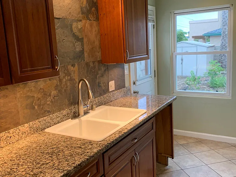 656 Corvina St — Photo 2